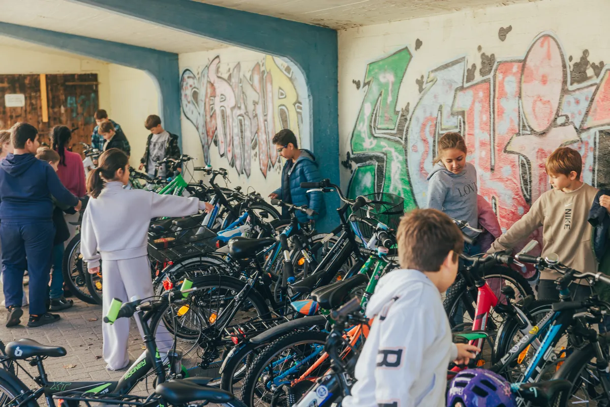 Mobilnetzwerk Hannover - Zukunftsstrasse - Brueder-Grimm-Schule 250923 WEB 20